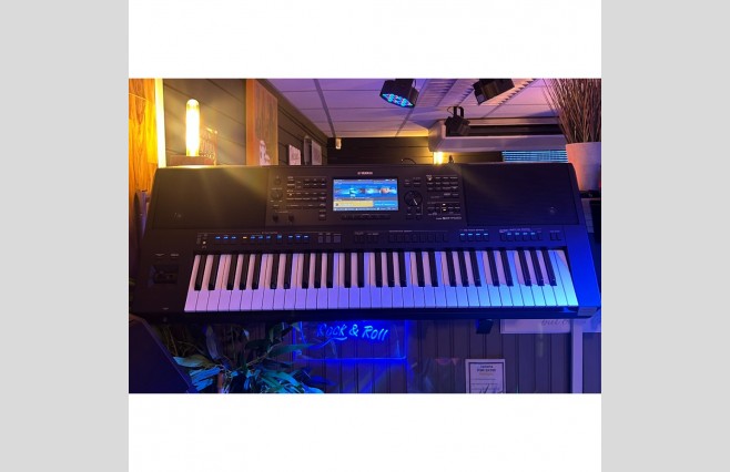 Yamaha PSR-SX700 Keyboard, Used (SN:BCDP01033) - Image 1